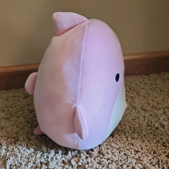 Selene Pink Shark Squashmellow 8 inch - Picture 3 of 10